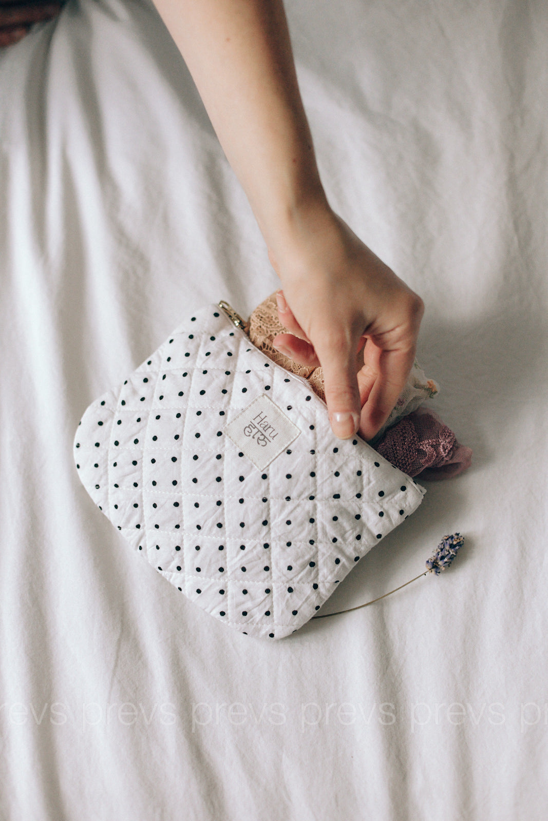 Kosmetyczka Cream Dots mała